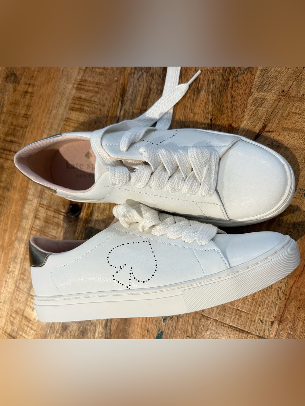 Kate Spade New York White Leather Sneakers Metallic Gold Heel Logo Size 8.5